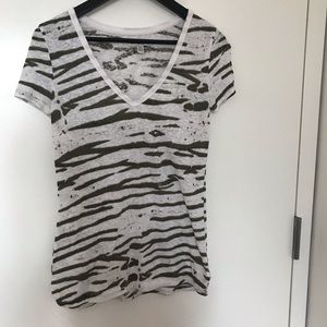 American eagle Zebra print t-shirt (M)